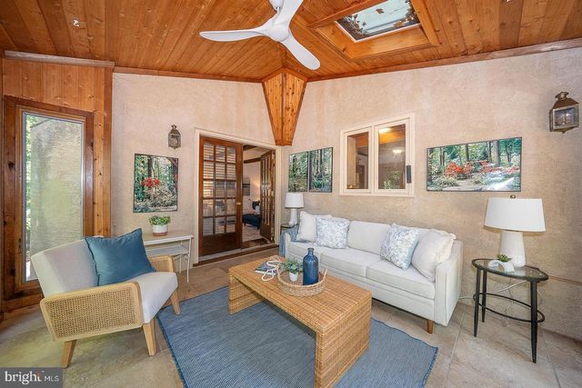3303 GREENE COUNTRIE DR, Newtown Square, PA 19073