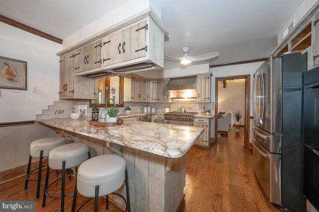 3303 GREENE COUNTRIE DR, Newtown Square, PA 19073