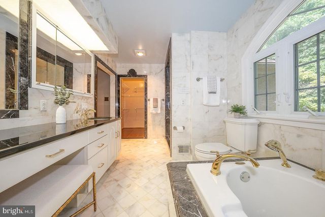3303 GREENE COUNTRIE DR, Newtown Square, PA 19073