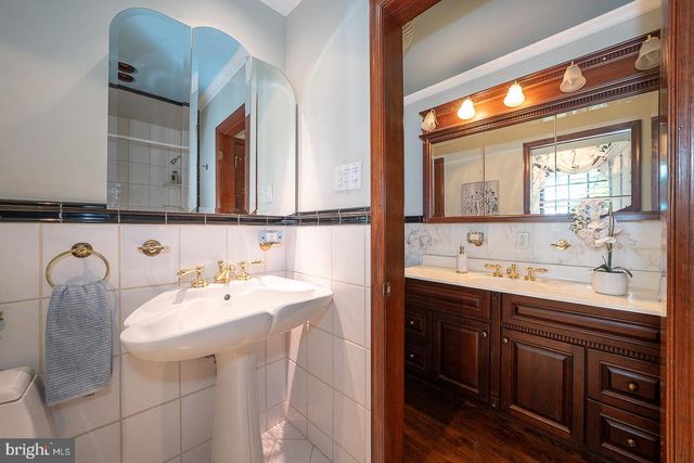 3303 GREENE COUNTRIE DR, Newtown Square, PA 19073