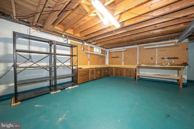 3303 GREENE COUNTRIE DR, Newtown Square, PA 19073