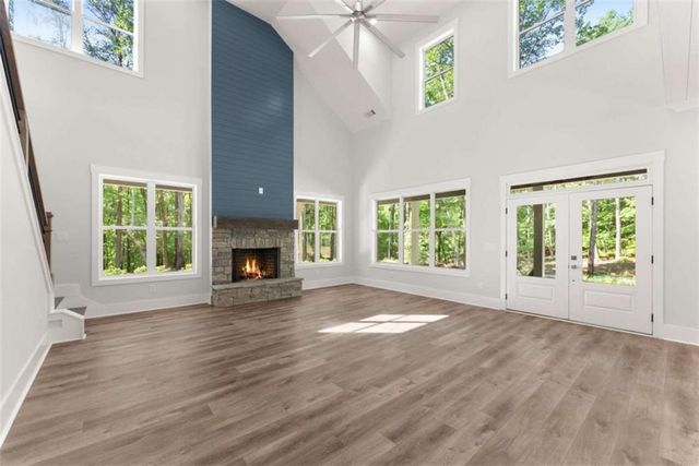 124 Fox Valley Road, Clarkesville, GA 30523