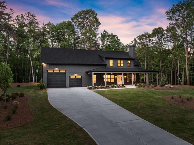124 Fox Valley Road, Clarkesville, GA 30523