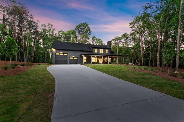 124 Fox Valley Road, Clarkesville, GA 30523