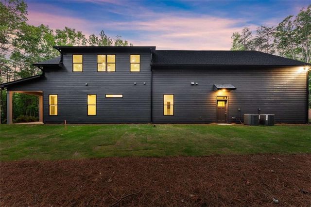 124 Fox Valley Road, Clarkesville, GA 30523