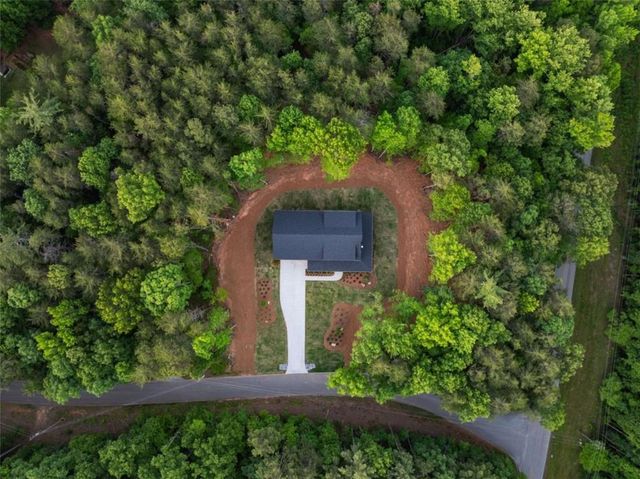 124 Fox Valley Road, Clarkesville, GA 30523