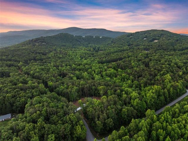 124 Fox Valley Road, Clarkesville, GA 30523