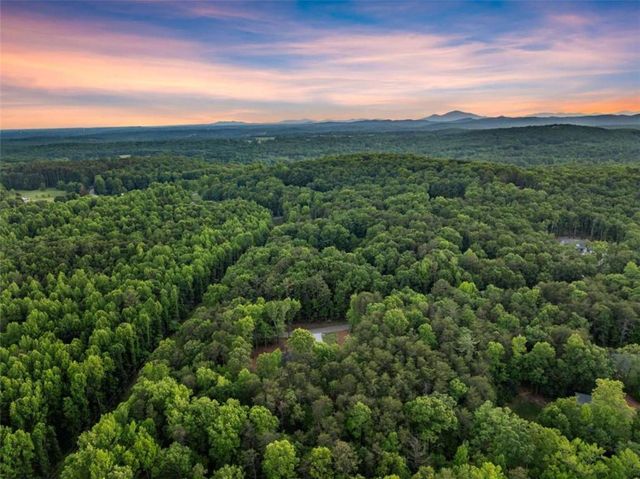 124 Fox Valley Road, Clarkesville, GA 30523