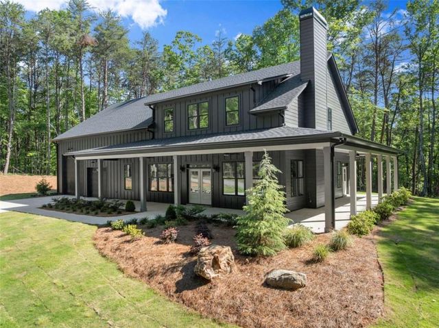 124 Fox Valley Road, Clarkesville, GA 30523