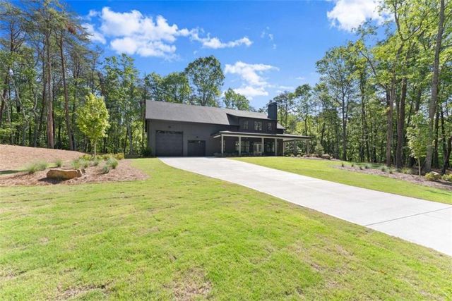 124 Fox Valley Road, Clarkesville, GA 30523