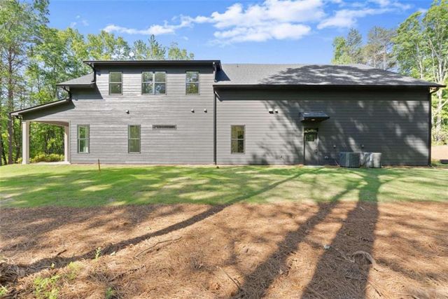 124 Fox Valley Road, Clarkesville, GA 30523