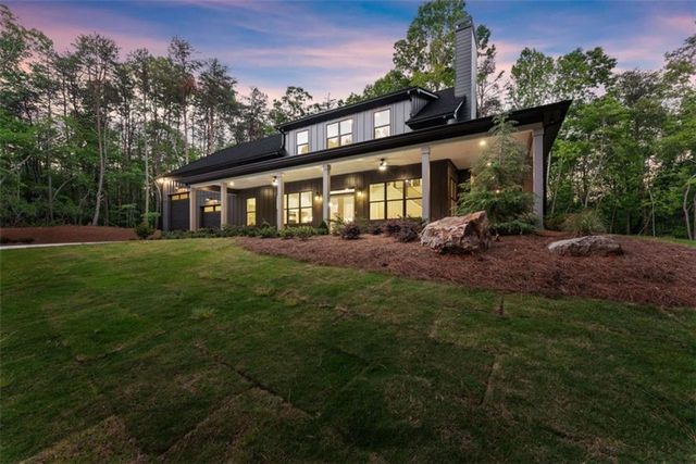 124 Fox Valley Road, Clarkesville, GA 30523