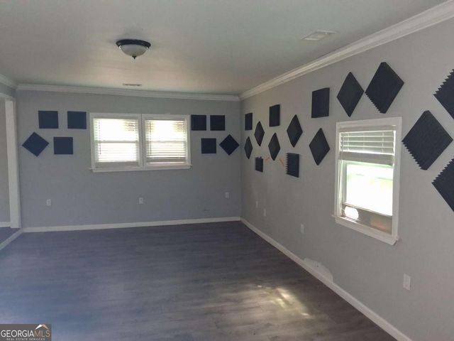 1032 Valley View Road SE, Atlanta, GA 30315