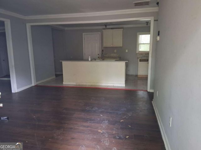 1032 Valley View Road SE, Atlanta, GA 30315