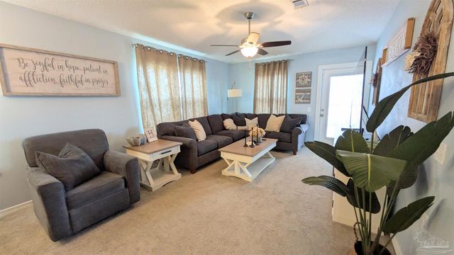 3079 Flintlock Dr, Pensacola, FL 32526