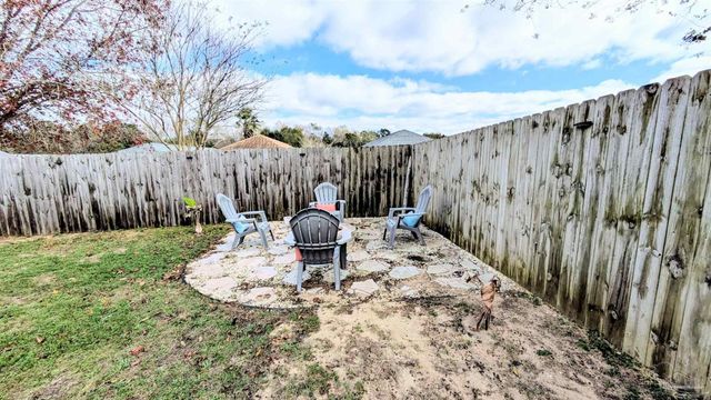 3079 Flintlock Dr, Pensacola, FL 32526