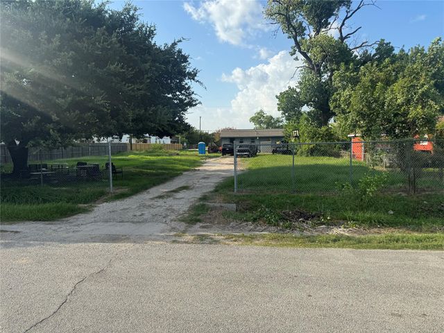 763 Junell Street, Houston, TX 77088