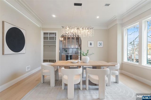 333 Harrison Street, Paramus, NJ 07652