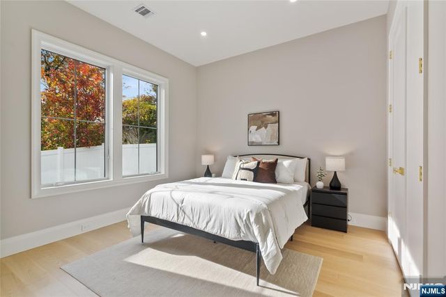 333 Harrison Street, Paramus, NJ 07652