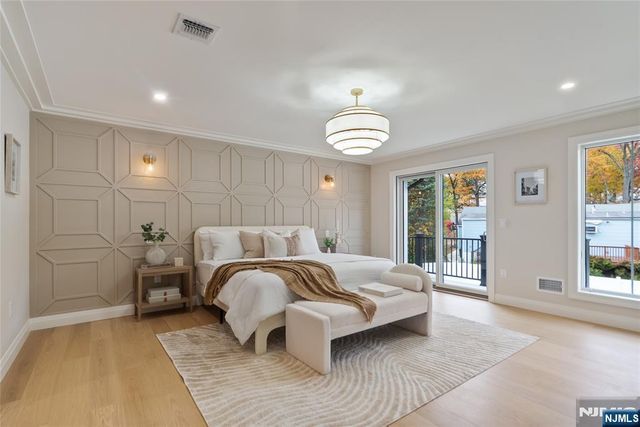 333 Harrison Street, Paramus, NJ 07652