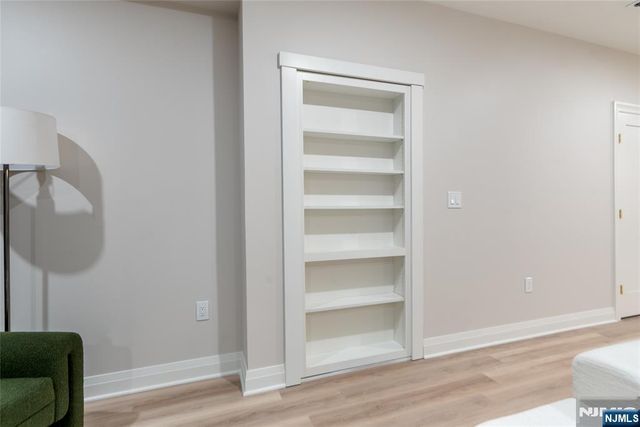 333 Harrison Street, Paramus, NJ 07652