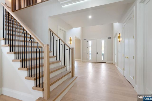 333 Harrison Street, Paramus, NJ 07652