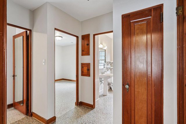 227 N Crocker AVENUE, Port Washington, WI 53074