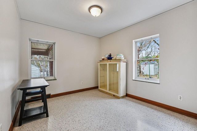 227 N Crocker AVENUE, Port Washington, WI 53074