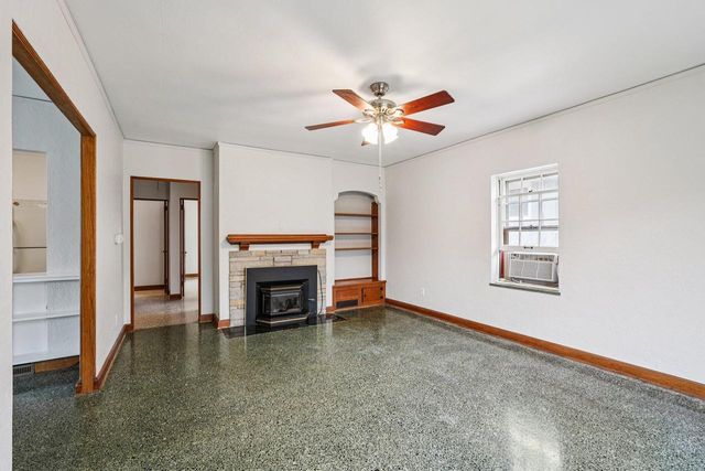 227 N Crocker AVENUE, Port Washington, WI 53074