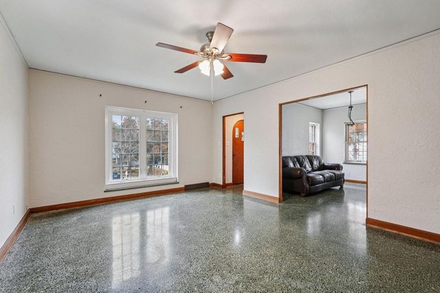 227 N Crocker AVENUE, Port Washington, WI 53074