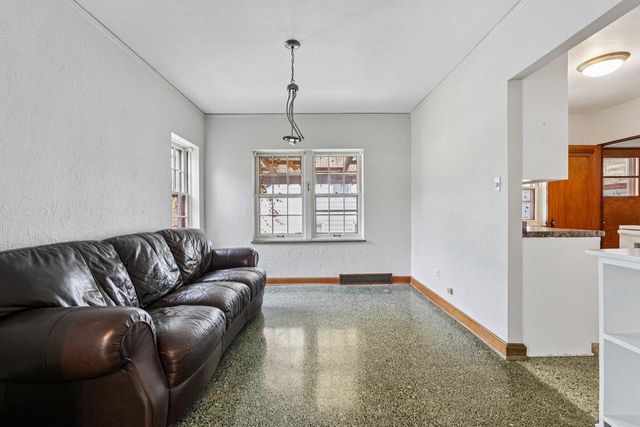 227 N Crocker AVENUE, Port Washington, WI 53074