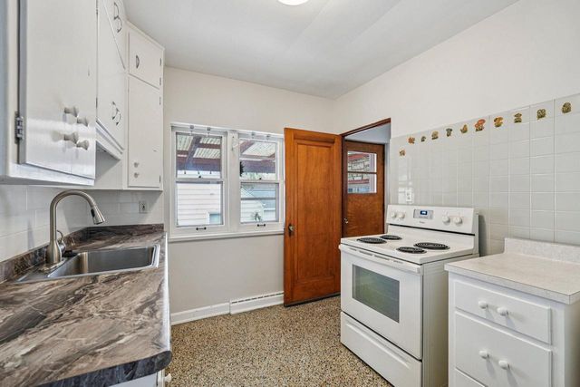 227 N Crocker AVENUE, Port Washington, WI 53074