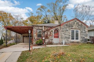 227 N Crocker AVENUE, Port Washington, WI 53074