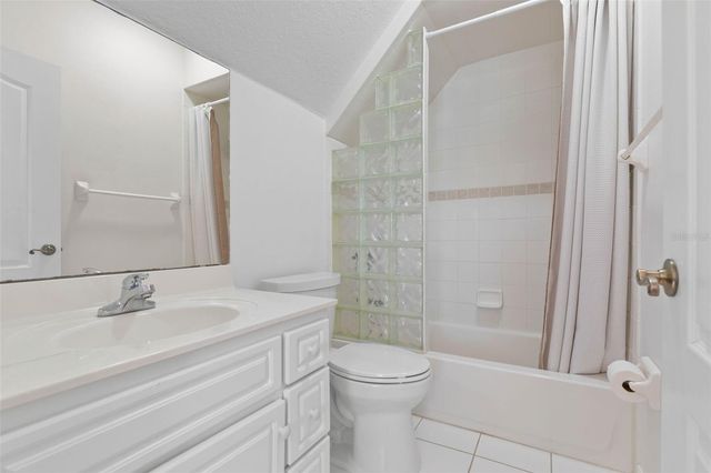 9 WHITTLESEY LANE, Palm Coast, FL 32164