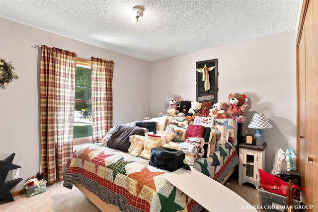 1095 Becker Road, Muskegon, MI 49445