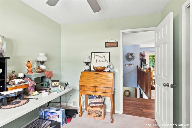 1095 Becker Road, Muskegon, MI 49445