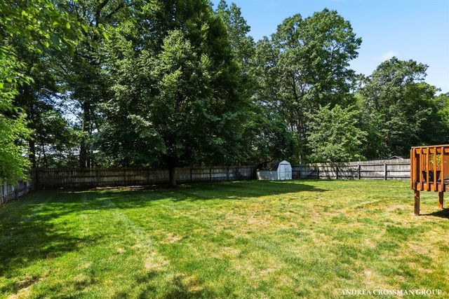 1095 Becker Road, Muskegon, MI 49445