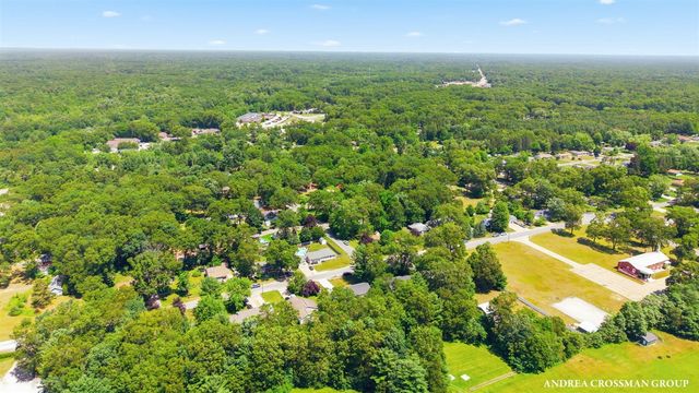1095 Becker Road, Muskegon, MI 49445