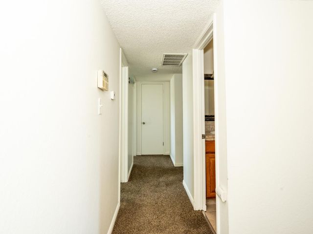 4527 N Chestnut Avenue, Fresno, CA 93726