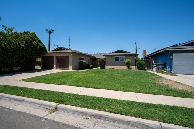 4527 N Chestnut Avenue, Fresno, CA 93726