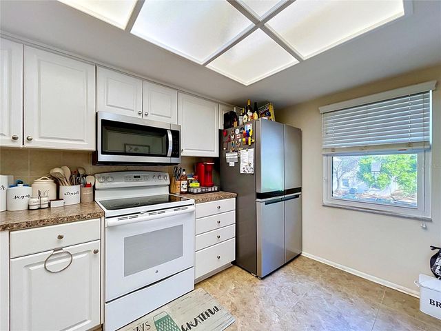 202 MEADOW LANE 50, Oldsmar, FL 34677