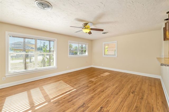 4219 35TH STREET W, Bradenton, FL 34205