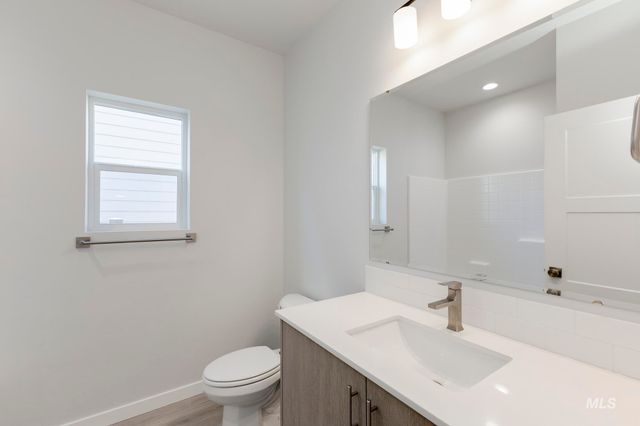 5358 W Yarnell St, Eagle, ID 83616