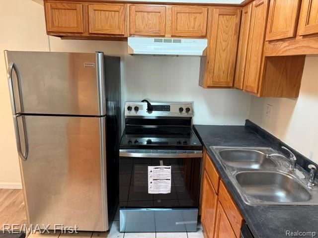14140 Merriweather Street, Sterling Heights, MI 48312