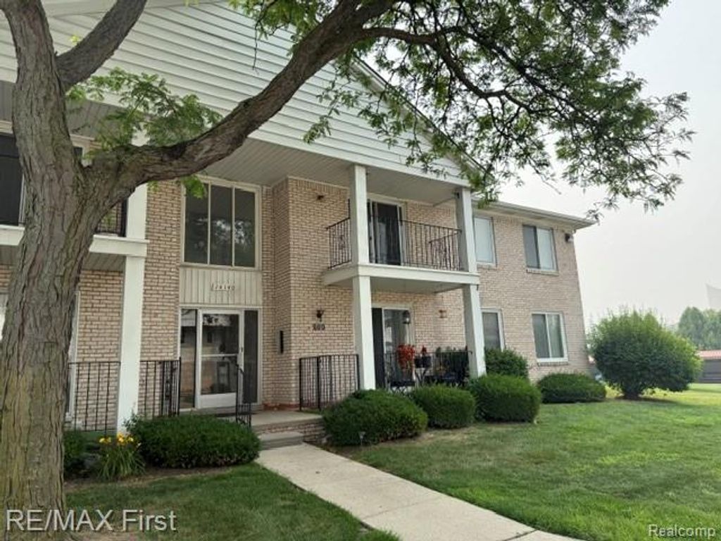 14140 Merriweather Street, Sterling Heights, MI 48312