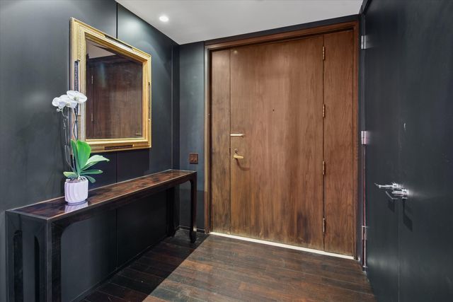 180 E Pearson Street 3401, Chicago, IL 60611