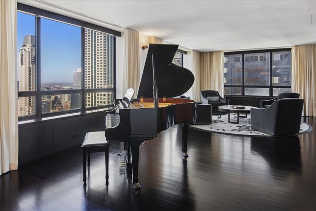 180 E Pearson Street 3401, Chicago, IL 60611