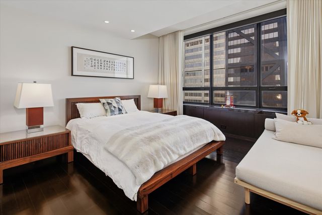 180 E Pearson Street 3401, Chicago, IL 60611