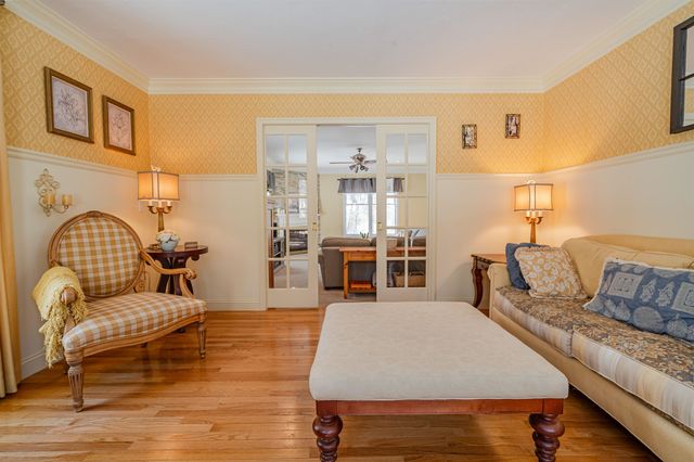 3 Chisholm Farm Drive, Stratham, NH 03885