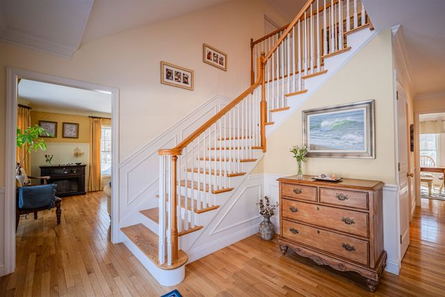 3 Chisholm Farm Drive, Stratham, NH 03885